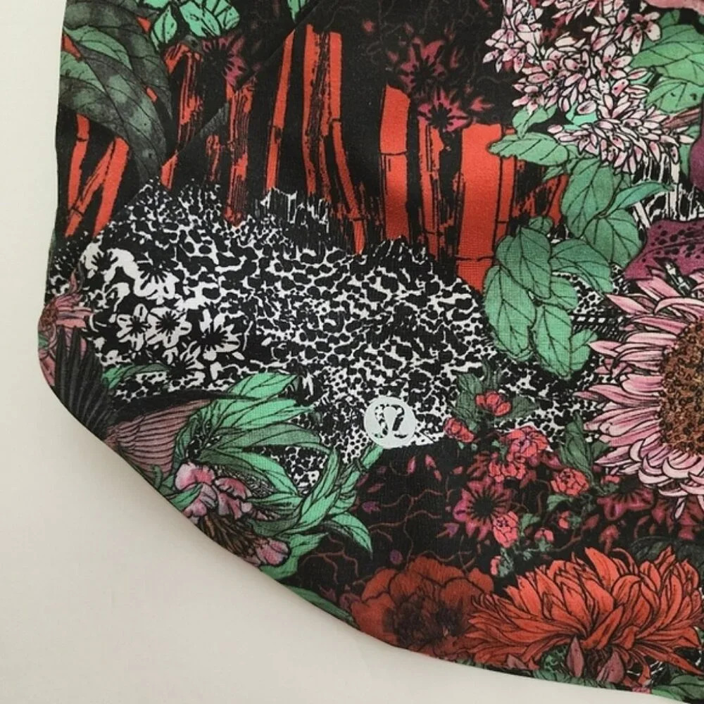 Lululemon Choose A Side Short Ruby Red Zen Garden Floral Multi 3" Inseam Size 6 - Picture 10 of 15